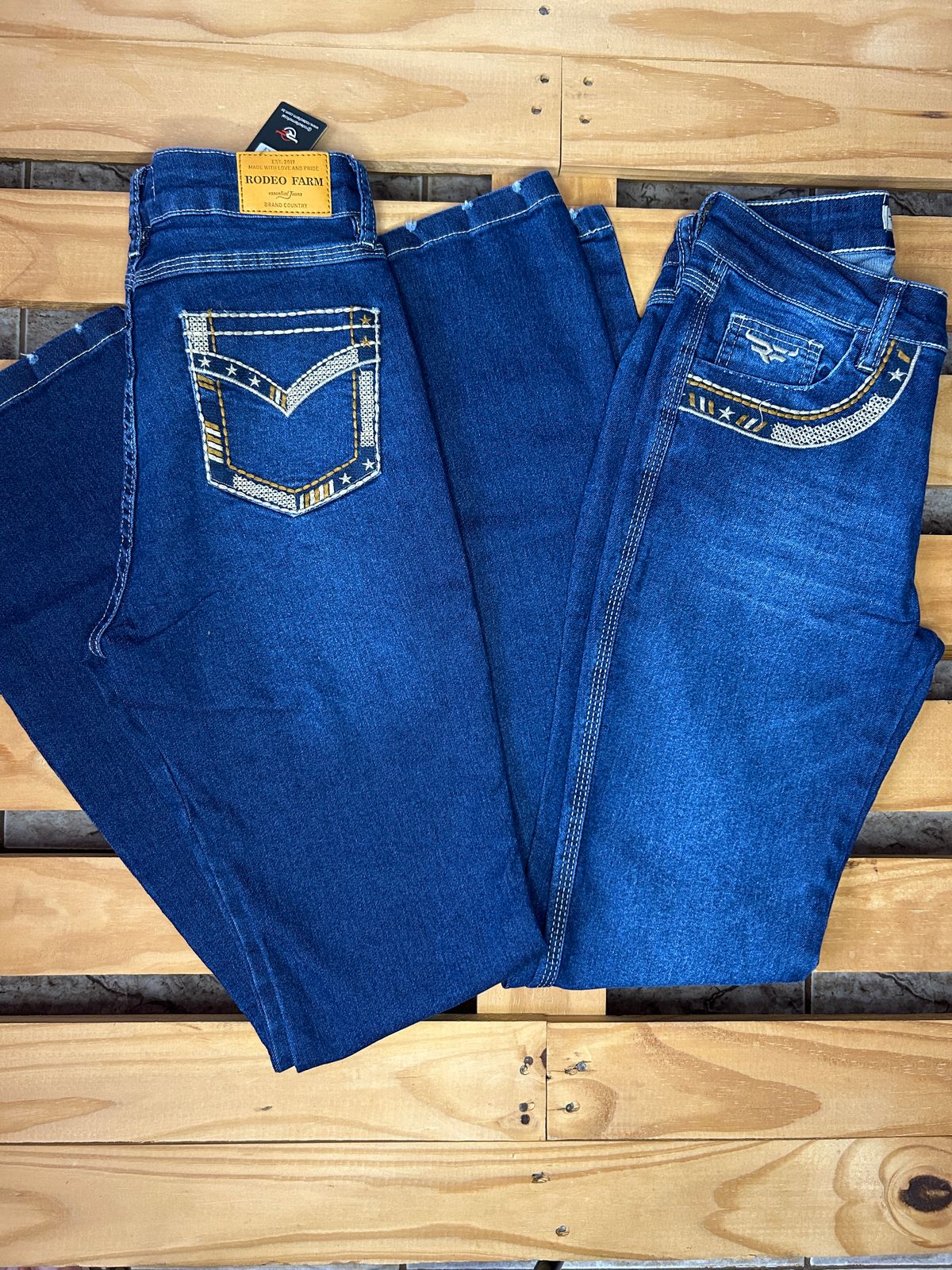 CALÇA FEMININA BORDADA - Imagem 3