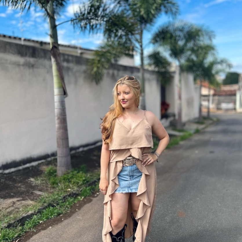 BATA COM BABADOS LONGA BOHO CHIC