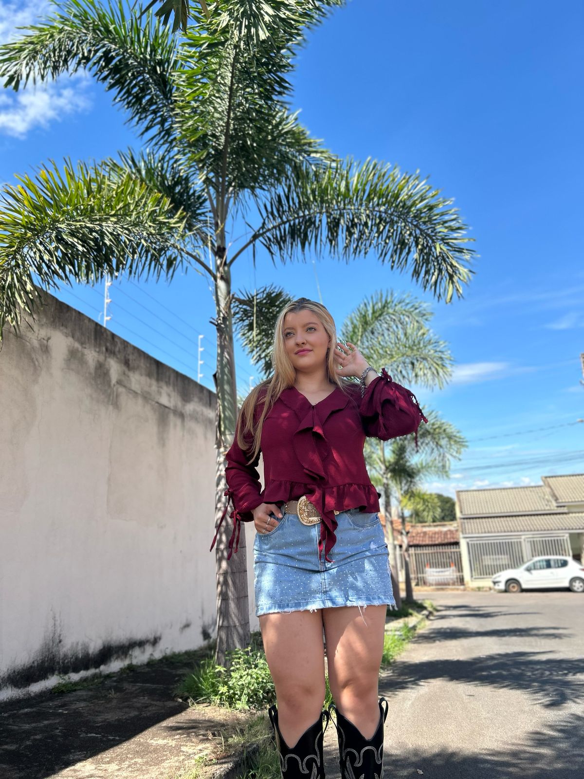 CAMISA FEMININA COM BABADOS