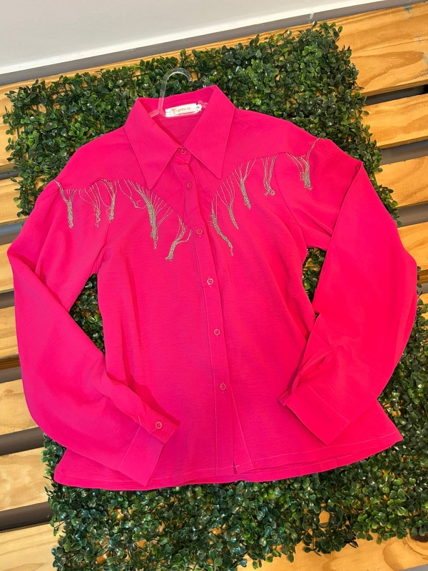 CAMISA FEMININA COM FRANJAS