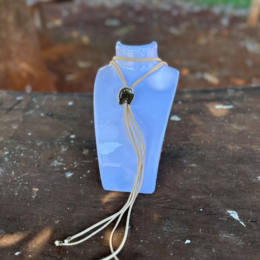 GRAVATINHA FERRADURA