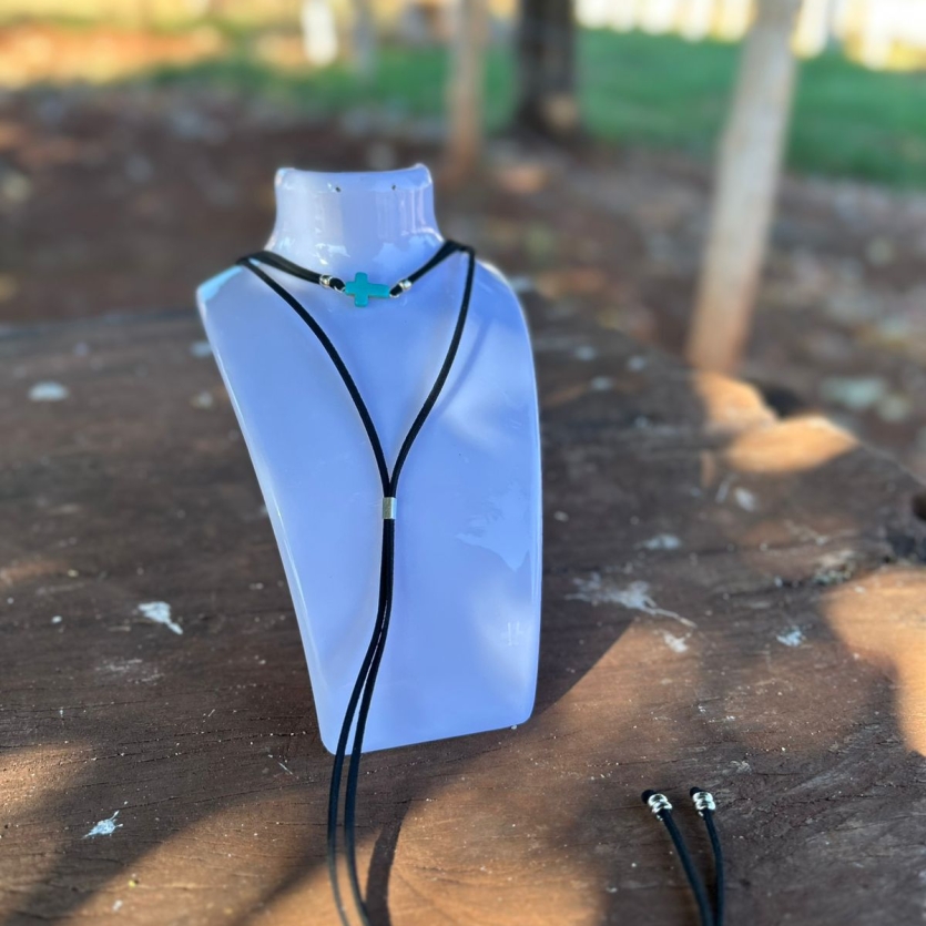 GRAVATINHA CHOCKER DUPLA CRUCIFIXO