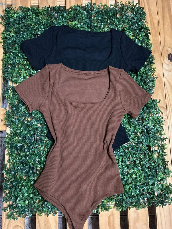 BODY FEMININO CANELADO