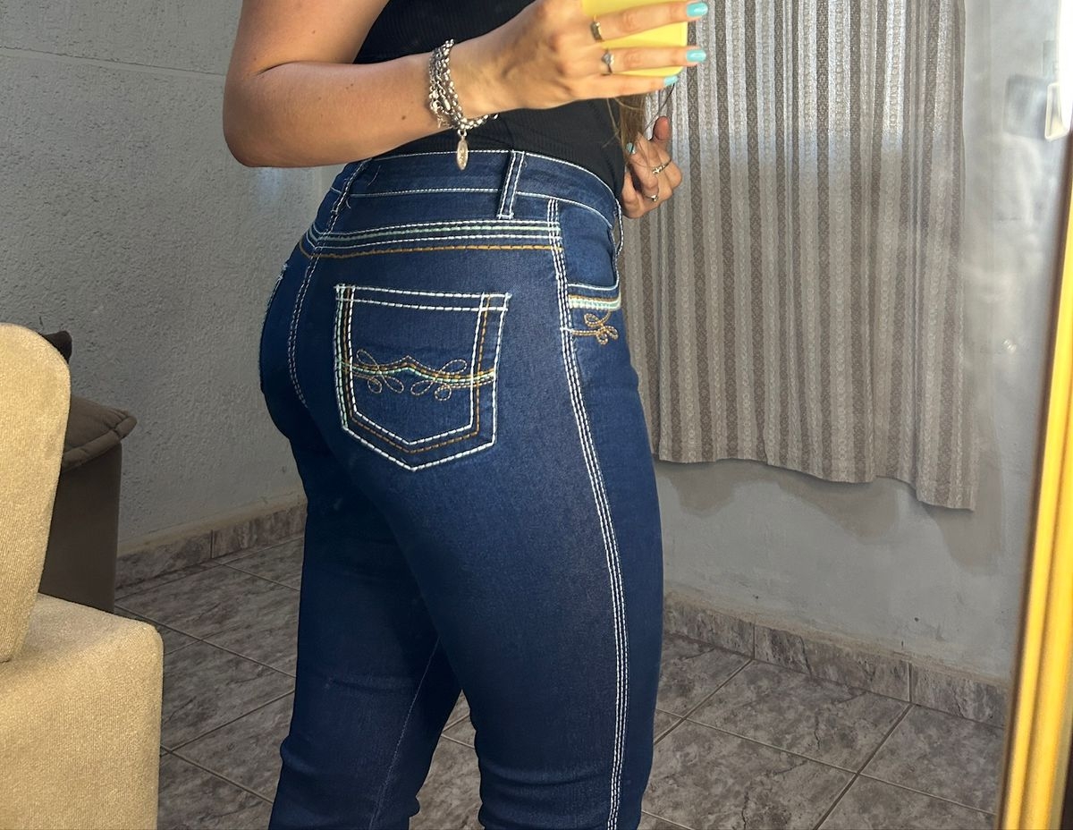 CALÇA FEMININA BORDADA